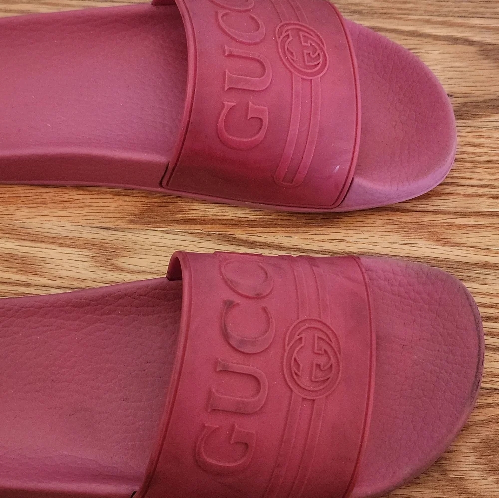 Gucci Pink Slide Sandals - Picture 14 of 15